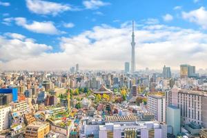 panoramabild av Tokyos stadssilhuett foto