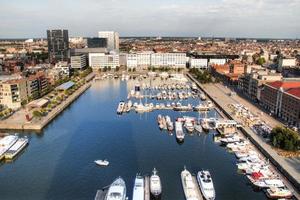 Flygfoto till yachthamnen i Antwerpen foto