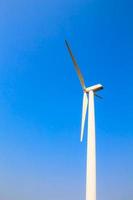 vind turbin förse elektrisk kraft foto
