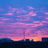 moskva horisont med TV torn på soluppgång foto