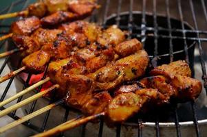 chiken satay, grillad foto