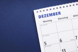 tysk kalender eller planerare för de månad av december foto