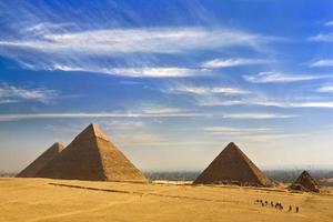 pyramiderna i Giza foto