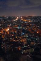panorama av de natt stad foto