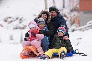 familj porträtt på vinter- semester foto