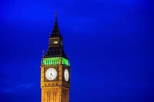 big ben och parlamentets hus i london foto