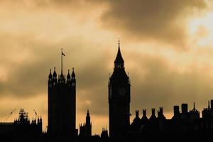 big ben och parlamentets hus i london foto