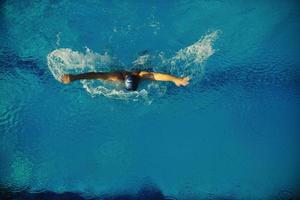 manlig simmare porträtt foto