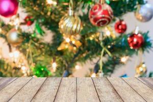 jul träd med bokeh ljus fläck bakgrund foto