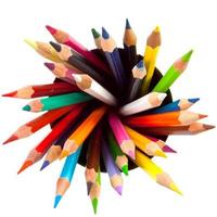 annorlunda färgad pennor med vit bakgrund foto