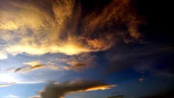 himmel bakgrund med moln foto
