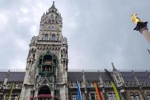 München, Tyskland, 2014. de rathaus-klockspel i munich foto