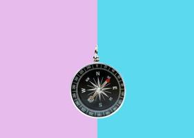 kompass på två tona bakgrund foto