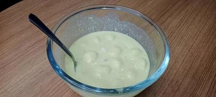 asiatisk traditionell utsökt och krämig ras malai i skön skål foto