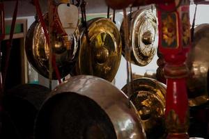 gamelan. indonesiska javanese musikalisk instrument foto