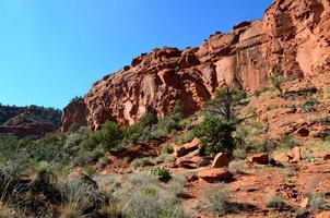 röd sten sandsten mesa i sedona arizona foto