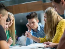 studenter grupp studie foto