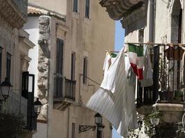 ortigia syrakus gammal stad allats små gator foto