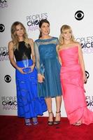 los angeles, 8 januari - kaley cuoco, mayim bialik, melissa rauch på folkets val utmärkelser 2014, pressrum på nokia at la live den 8 januari 2014 i los angeles, ca. foto