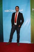 los angeles, 24 juli - charlie barnett anländer till nbc tca sommaren 2012 pressturné på beverly hilton hotel den 24 juli 2012 i beverly hills, ca. foto