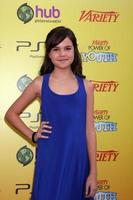 los angeles, 22 oktober - bailee madison anländer till 2011 varieté power of youth evemt på paramount studios den 22 oktober 2011 i los angeles, ca. foto