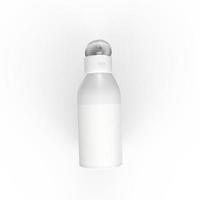 flaska produkt isolerad på vitt foto