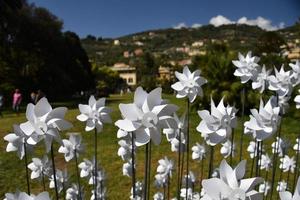 genua, Italien - april 27 2017 - euroflora lämna tillbaka till genua i de unik scenario av de nervi parker foto