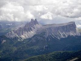 dolomiter bergen panorama från tofane foto