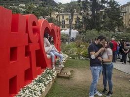 genua, Italien - Maj 7 2022 - euroflora internationell blommig utläggning foto