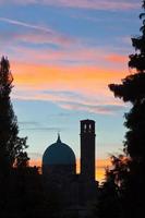 kupol basilika e scuola del karmin i padua foto