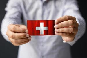 schweiz officiell flagga. foto