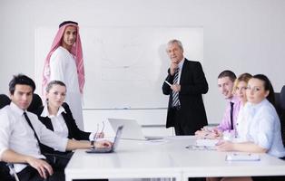 arabicum företag man på möte foto