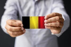 belgien officiell flagga. foto