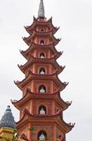 hanoi, vietnam - 2012 tran quoc pagod i hanoi, vietnam foto