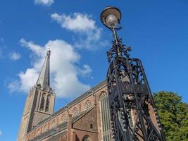 doburg stad på de flod ijssel foto