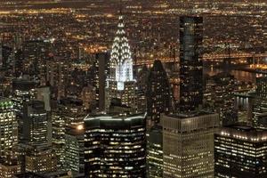 ny york natt se panorama stadsbild foto