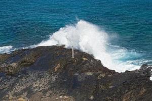 blåsa hål i hawaii foto