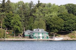 de tusen öar är ett skärgård av öar den där sträcka längs de gräns av kanada och de förenad stater längs de st. Lawrence flod. foto