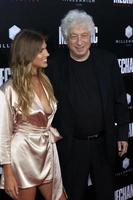 los angeles, aug 22 - kara del toro, avi lerner på de mekaniker - uppståndelse premiär på de bågljus hollywood på augusti 22, 2016 i los angeles, ca foto