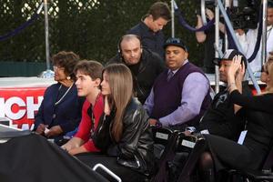 los angeles, jan 26 - katherine Jackson, filt Jackson, prins Jackson, paris Jackson på de michael Jackson förevigad handavtryck och fotavtryck ceremoni på graumans kinesisk teater på januari 26, 2012 i los angeles, ca foto