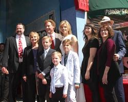 los angeles, mar 24 - kommer ferrell och familj, föräldrar, bror, syster, steg mor på de kommer ferrell hollywood promenad av berömmelse stjärna ceremoni på de hollywood boulevard på Mars 24, 2015 i los angeles, ca foto