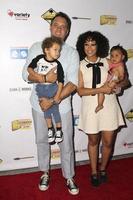 las vegas, apr 17 - aden john garvare husley, Adam husley, tamara mowry-housley, ariah talea husley på de mjölk bookmakers berättelse tid firande på de kalifornien marknadsföra Centrum på april 17, 2016 i los angeles, ca foto