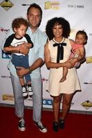 las vegas, apr 17 - aden john garvare husley, Adam husley, tamara mowry-housley, ariah talea husley på de mjölk bookmakers berättelse tid firande på de kalifornien marknadsföra Centrum på april 17, 2016 i los angeles, ca foto