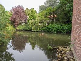 de stad av coesfeld på de flod berkel i Tyskland foto