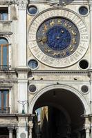 Venedig, Italien - oktober 12, 2014. st märken klocktorn Venedig foto