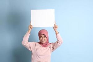 kvinna med hijab foto