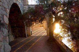 kust väg på de katalansk costa brava i de stad av s'agaro foto