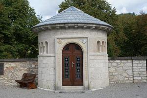 liten byggnad i Beuron Archabbey foto