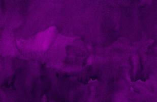 vattenfärg djup violett bakgrund textur. vattenfärg abstrakt mörk lila bakgrund. horisontell mall. foto