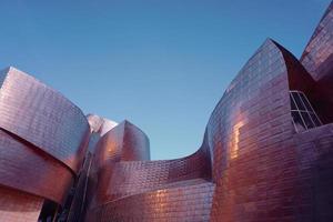 bilbao, bizkaia, spanien, 2022 - guggenheim museum bilbao arkitektur, resmål foto